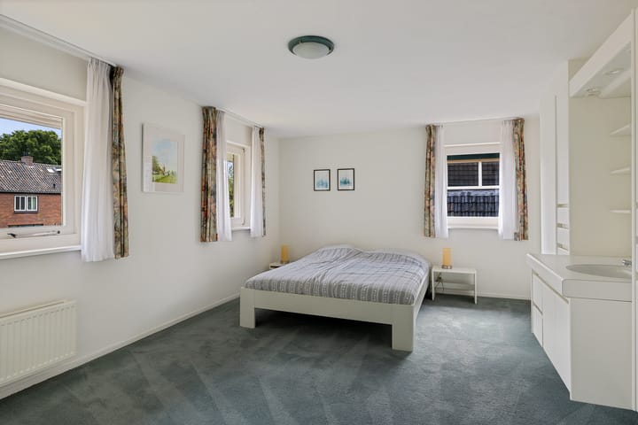 Photo 14 of van Lenneplaan 68