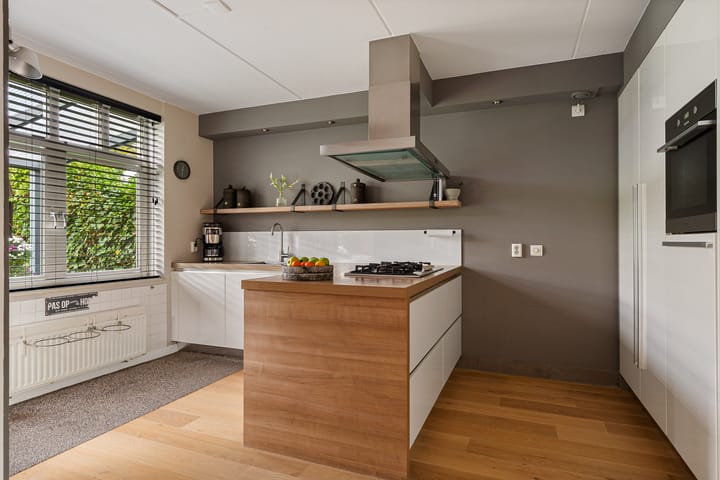 Photo 4 of Gerardus Majellahof 4