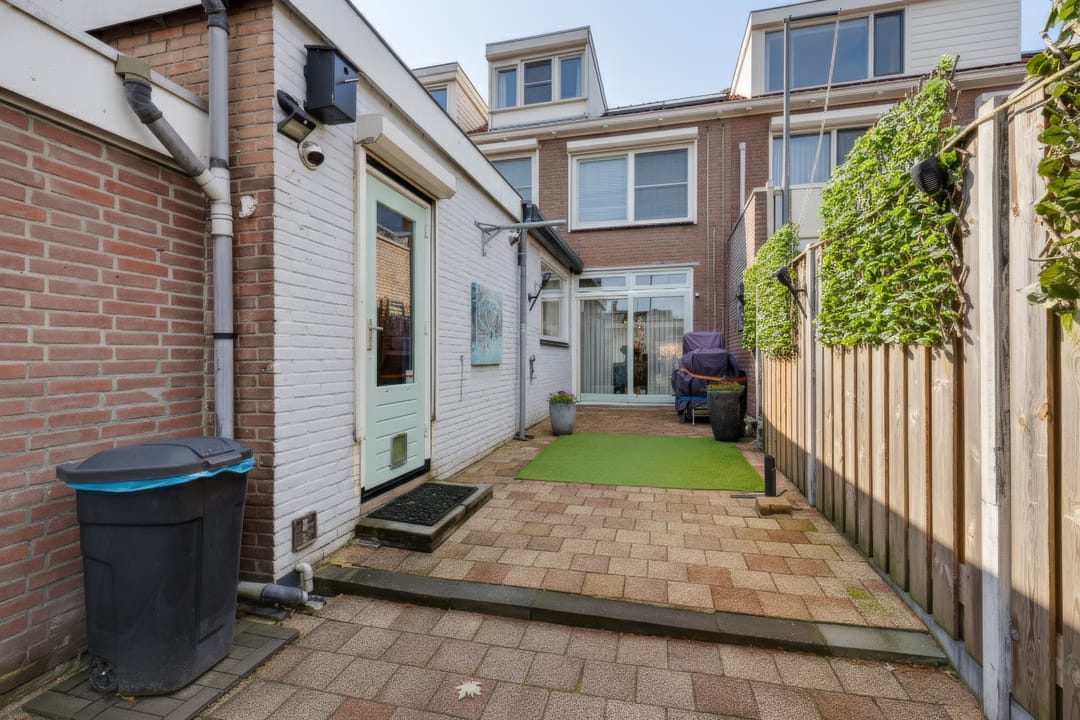 Photo 22 of Narcissenstraat 71