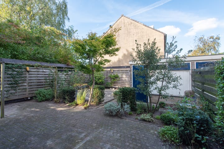 Photo 3 of Van Blaaderenweg 23