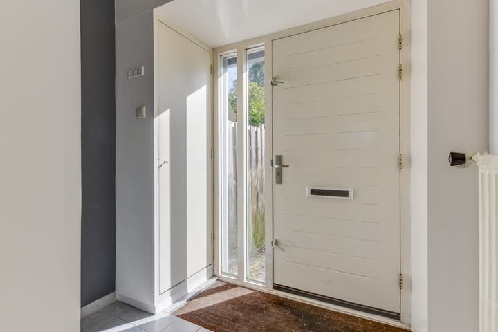 Photo 5 of Van Blaaderenweg 23