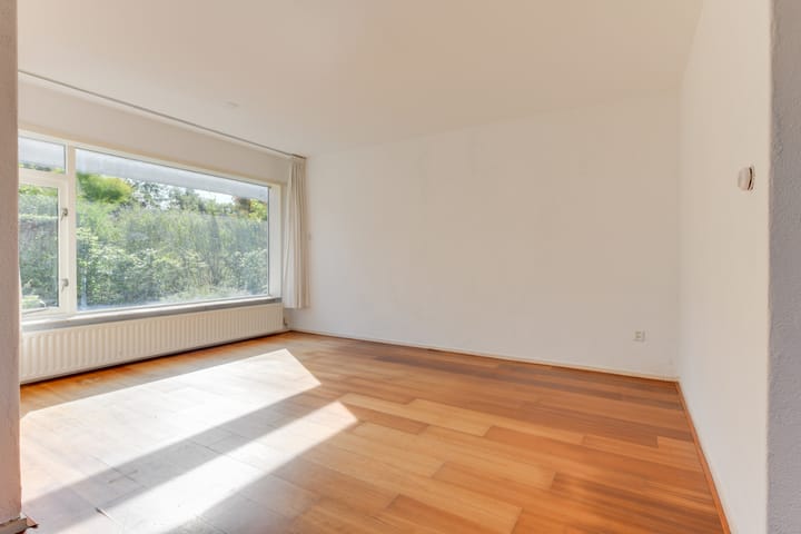 Photo 7 of Van Blaaderenweg 23