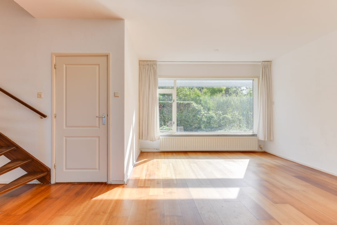 Foto 8 van Van Blaaderenweg 23