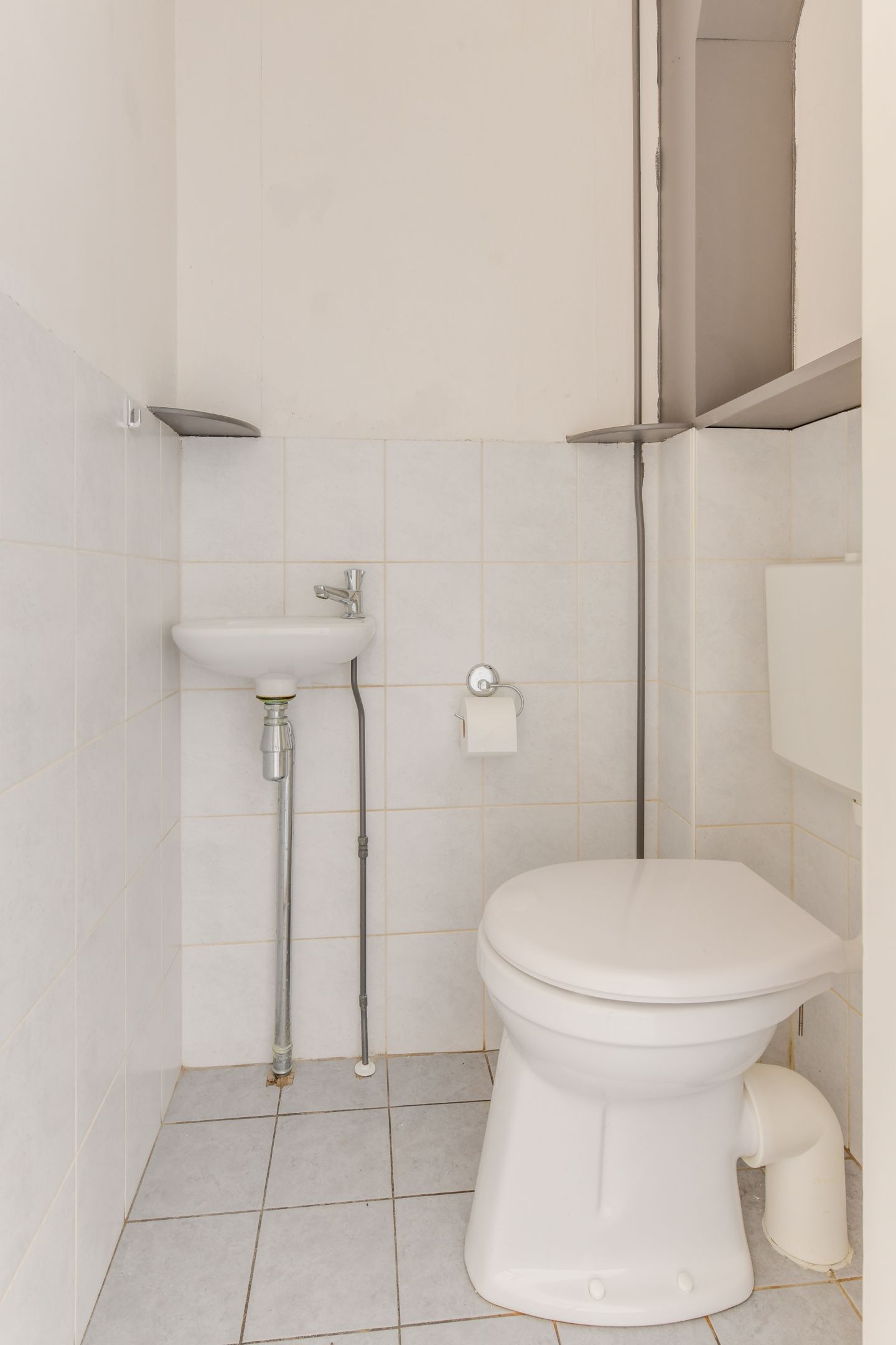 Foto 14 van Van Blaaderenweg 23