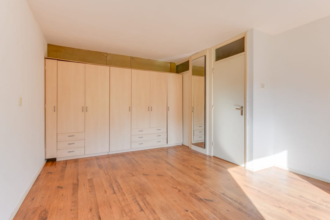 Foto 16 van Van Blaaderenweg 23