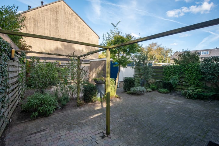 Photo 30 of Van Blaaderenweg 23