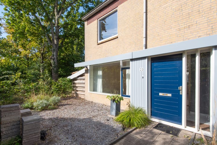 Photo 38 of Van Blaaderenweg 23