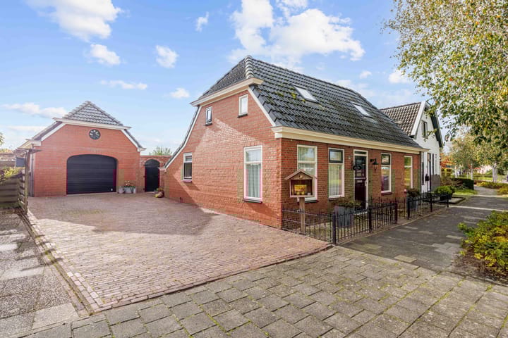 Photo 3 of Hoofdstraat 72