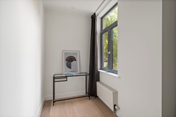 Foto 28 van Egelantiersstraat 170-B