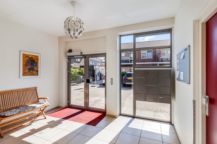 Photo 22 of Voorstraat 39-B