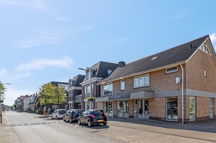 Photo 42 of Voorstraat 39-B