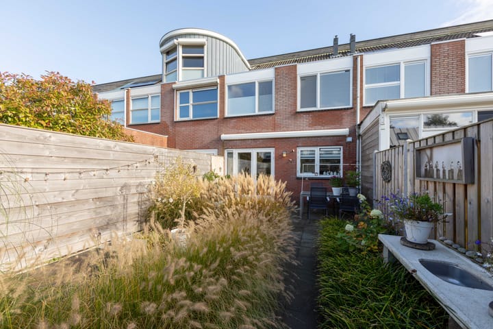 Foto 2 van Jonkvrouw 40