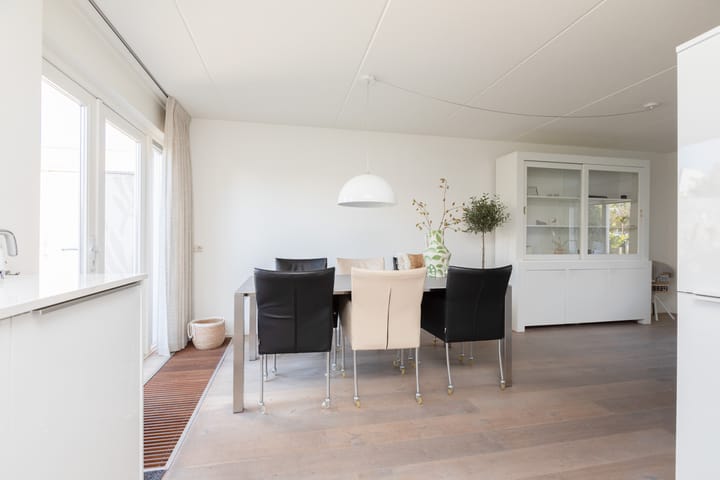 Foto 11 van Jonkvrouw 40