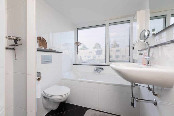 Foto 21 van Jonkvrouw 40