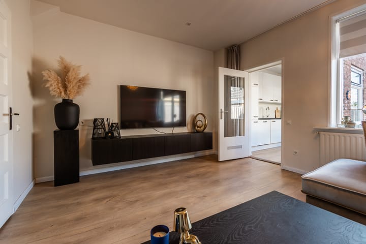 Foto 11 van Amaliastraat 69