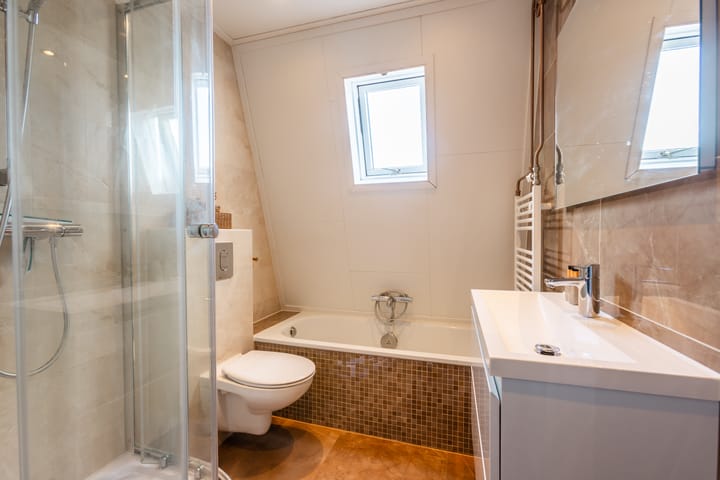 Foto 23 van Amaliastraat 69