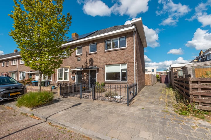 Foto 32 van Amaliastraat 69