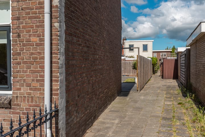 Foto 35 van Amaliastraat 69