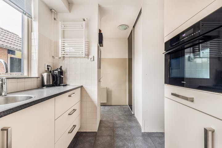 Photo 9 of Treilerstraat 11