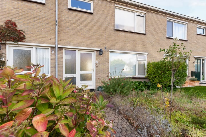 Photo 5 of Evertsenstraat 17