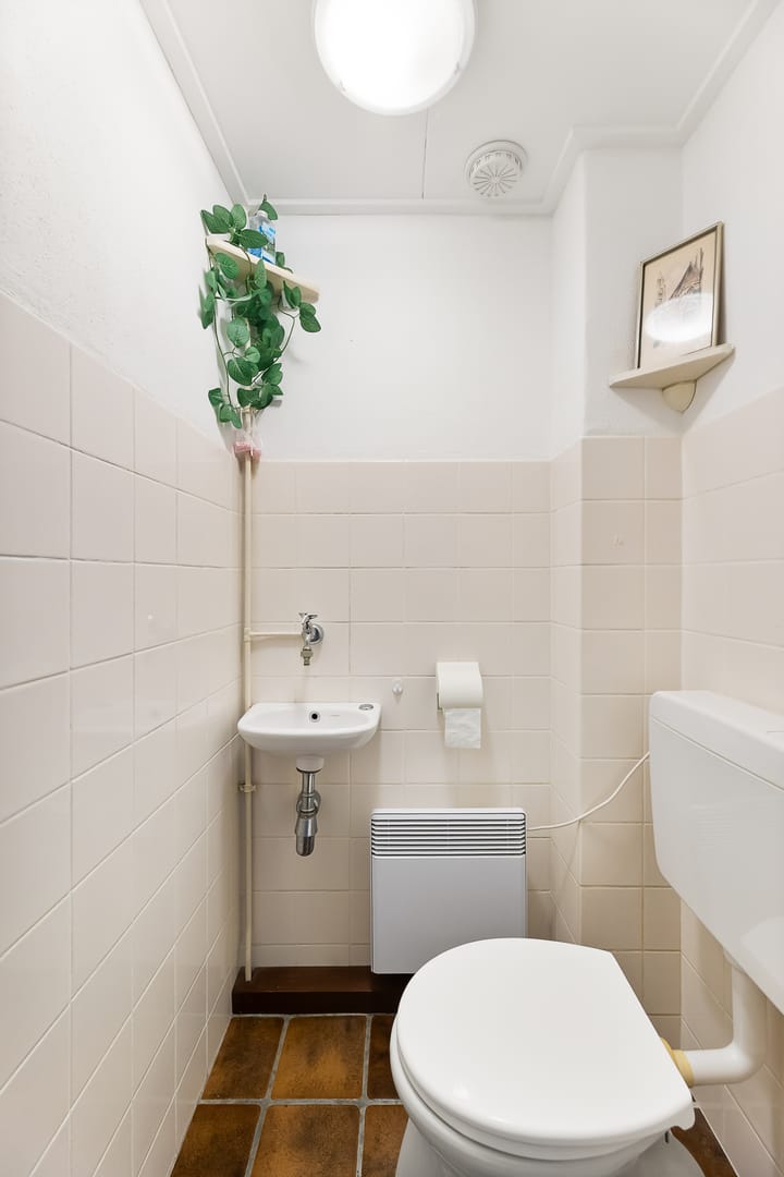 Photo 8 of Evertsenstraat 17