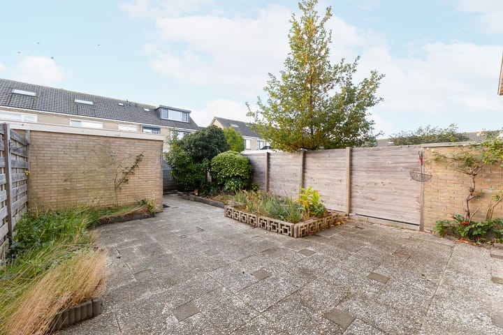 Photo 17 of Evertsenstraat 17