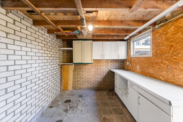 Photo 20 of Evertsenstraat 17