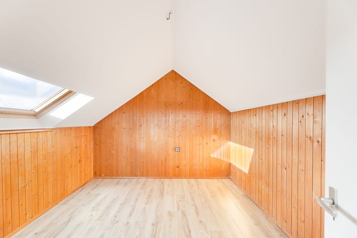 Photo 38 of Evertsenstraat 17