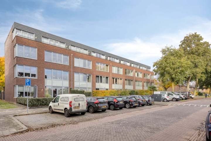 Foto 5 van Professor Regoutstraat 72-B