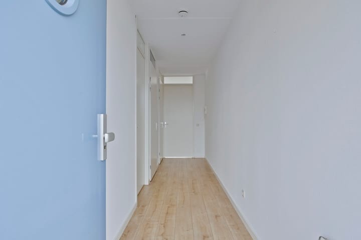 Foto 7 van Professor Regoutstraat 72-B