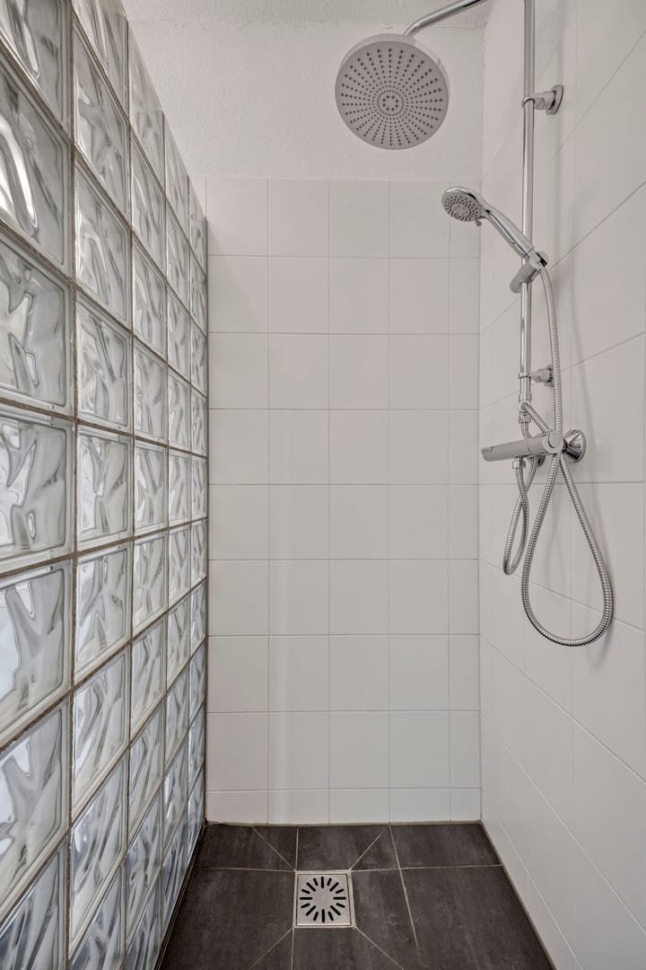 Foto 14 van Professor Regoutstraat 72-B