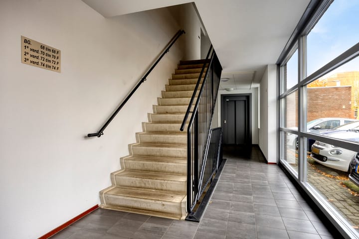 Foto 20 van Professor Regoutstraat 72-B