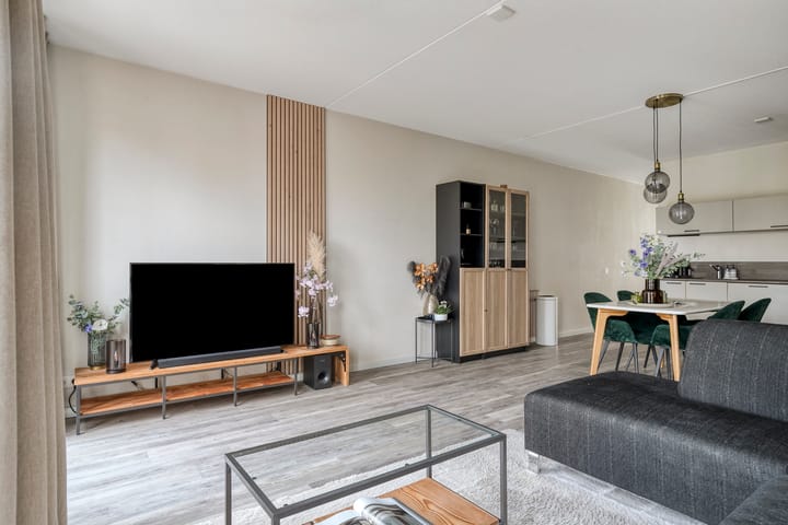 Photo 17 of Hooghuisstraat 20-E