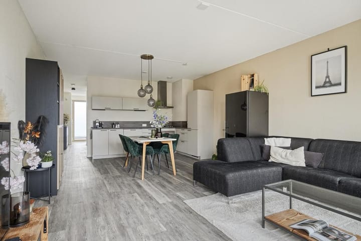 Photo 16 of Hooghuisstraat 20-E