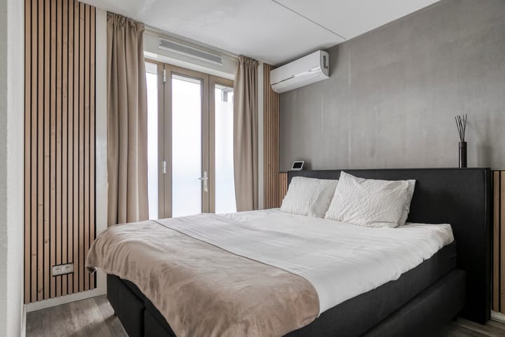 Photo 20 of Hooghuisstraat 20-E