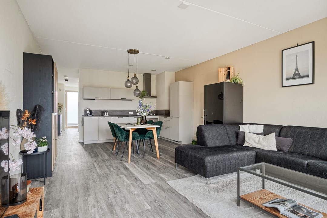 Photo 1 of Hooghuisstraat 20-E
