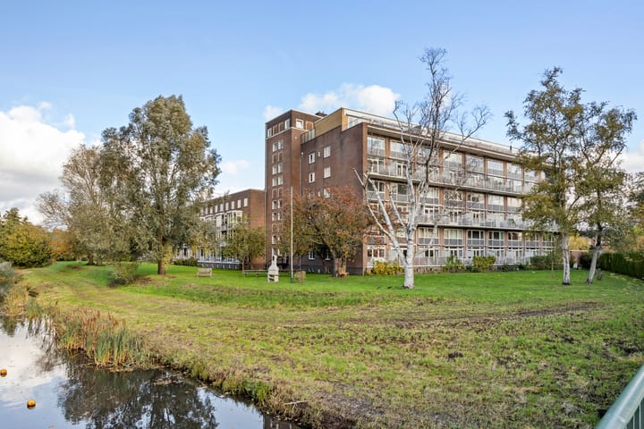 Photo 2 of Jan Nieuwenhuyzenstraat 56-B