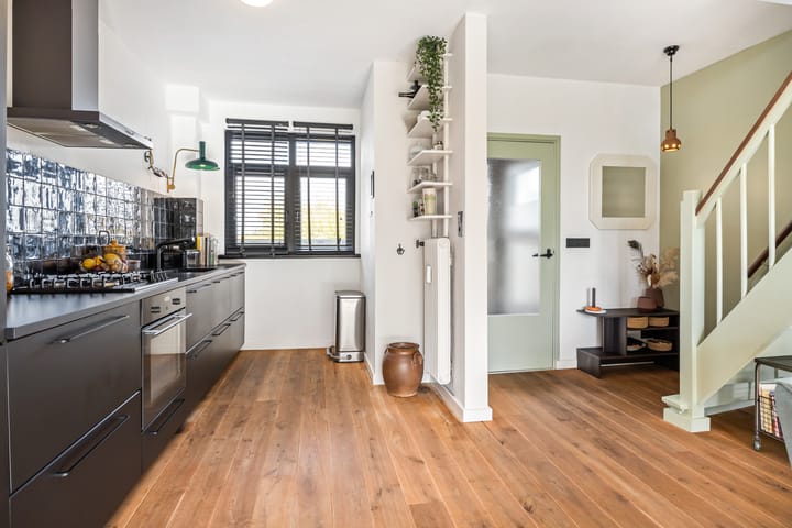 Photo 14 of Jan Nieuwenhuyzenstraat 56-B