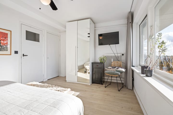 Photo 22 of Jan Nieuwenhuyzenstraat 56-B