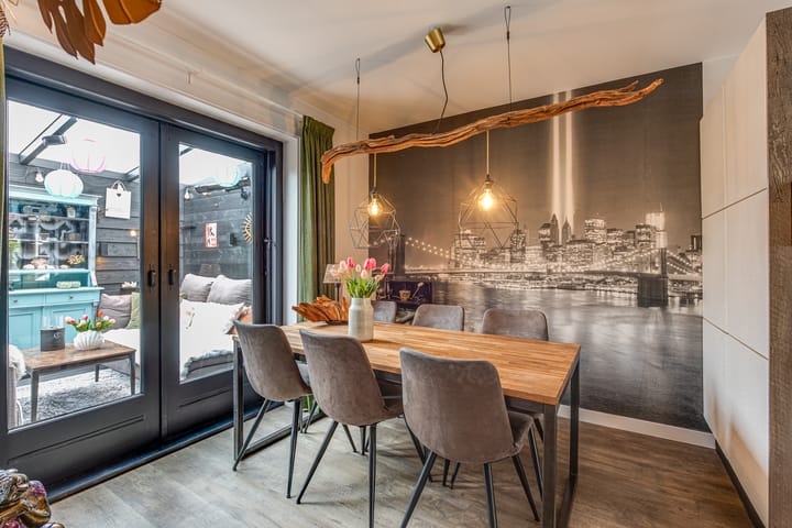 Photo 12 of Oosterstraat 39