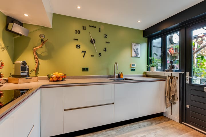 Photo 15 of Oosterstraat 39