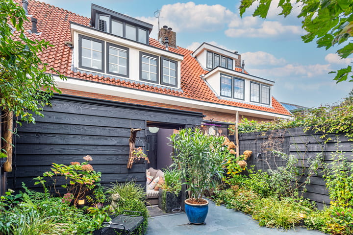 Photo 18 of Oosterstraat 39