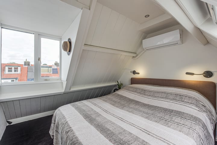 Photo 34 of Oosterstraat 39