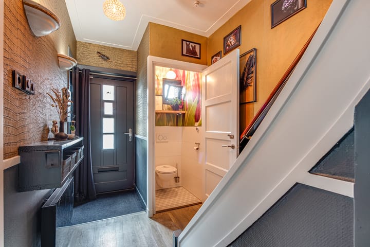 Photo 35 of Oosterstraat 39