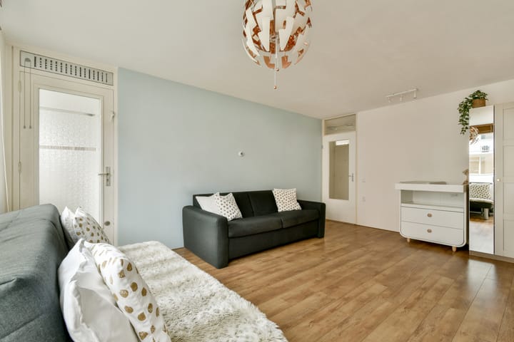 Foto 4 van J.C. van Epenstraat 32