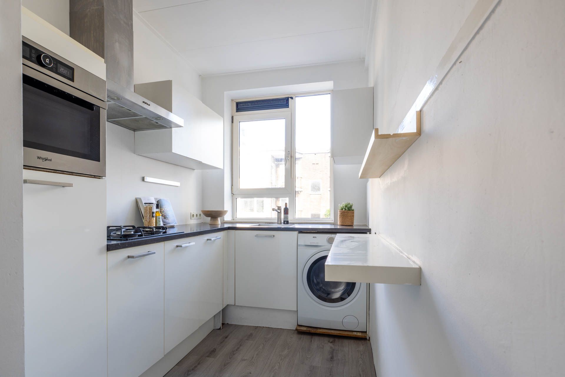 Foto 12 van Schilderstraat 28-C