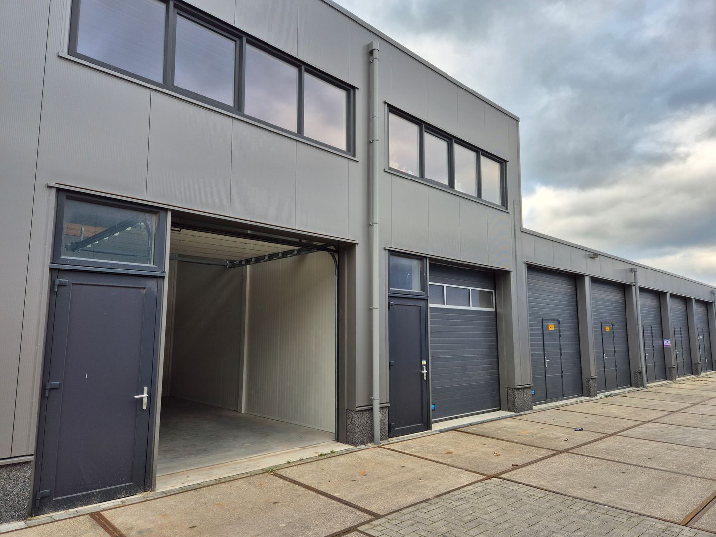 Bekijk foto 1 van Plantweg 2-B