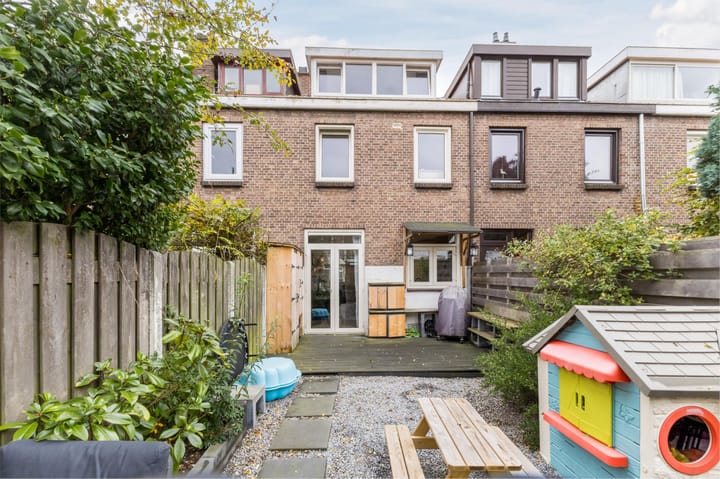 Photo 2 of Loenensestraat 75