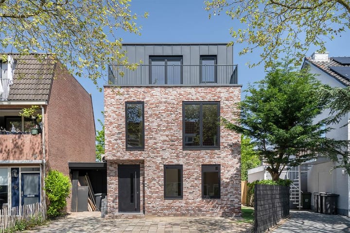 Photo 1 of Dr C A Gerkestraat 77