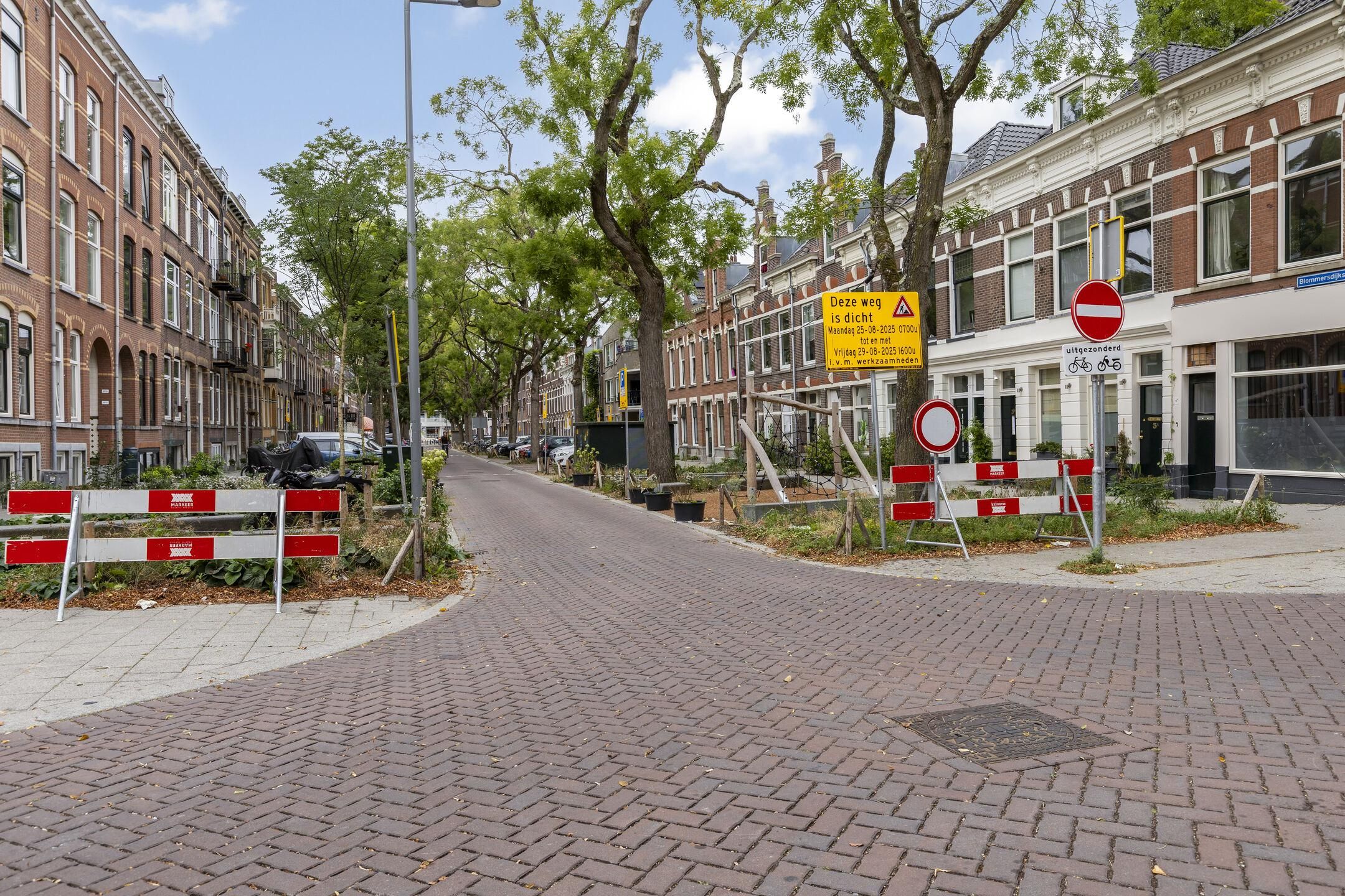 Photo 6 of Blommersdijkselaan 7-A